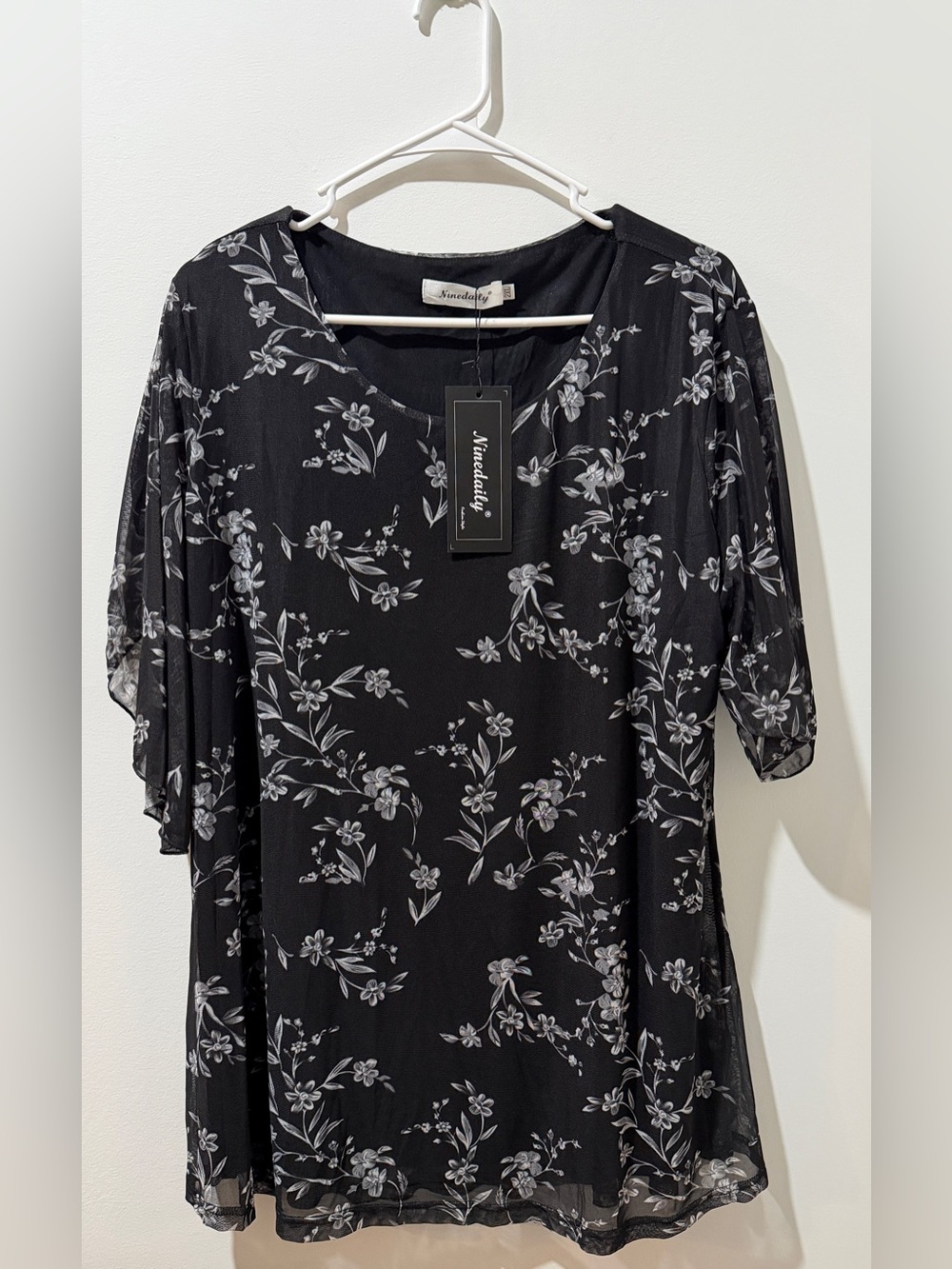 Black Floral Short Sleeve Blouse